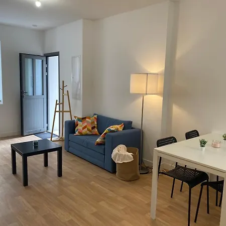 Le Souche : Joli Cocon Au Coeur De Apartment