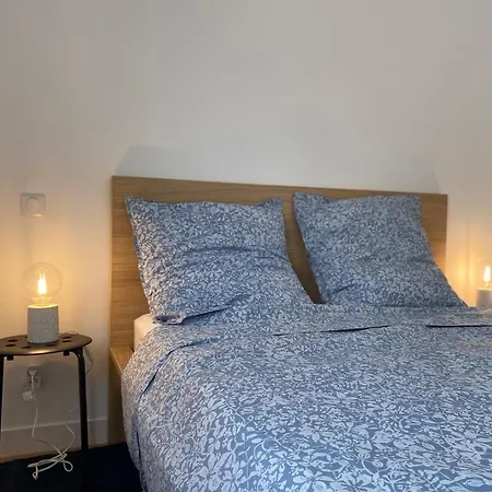 Le Souche : Joli Cocon Au Coeur De Apartment
